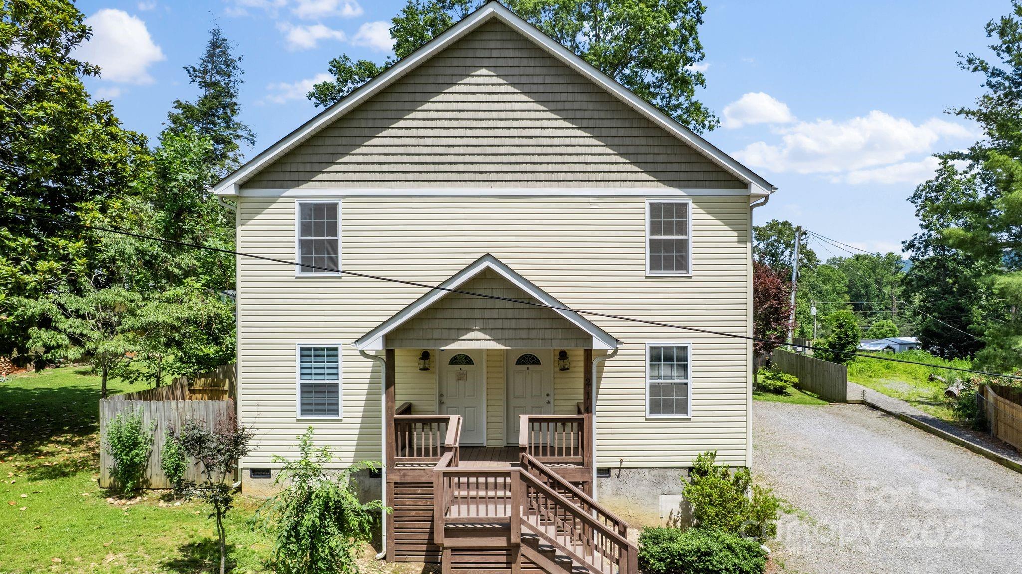 212 & 214 Portmanvilla Road Black Mountain NC 28711
