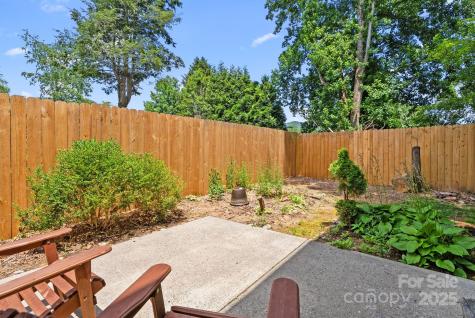 212 & 214 Portmanvilla Road Black Mountain NC 28711