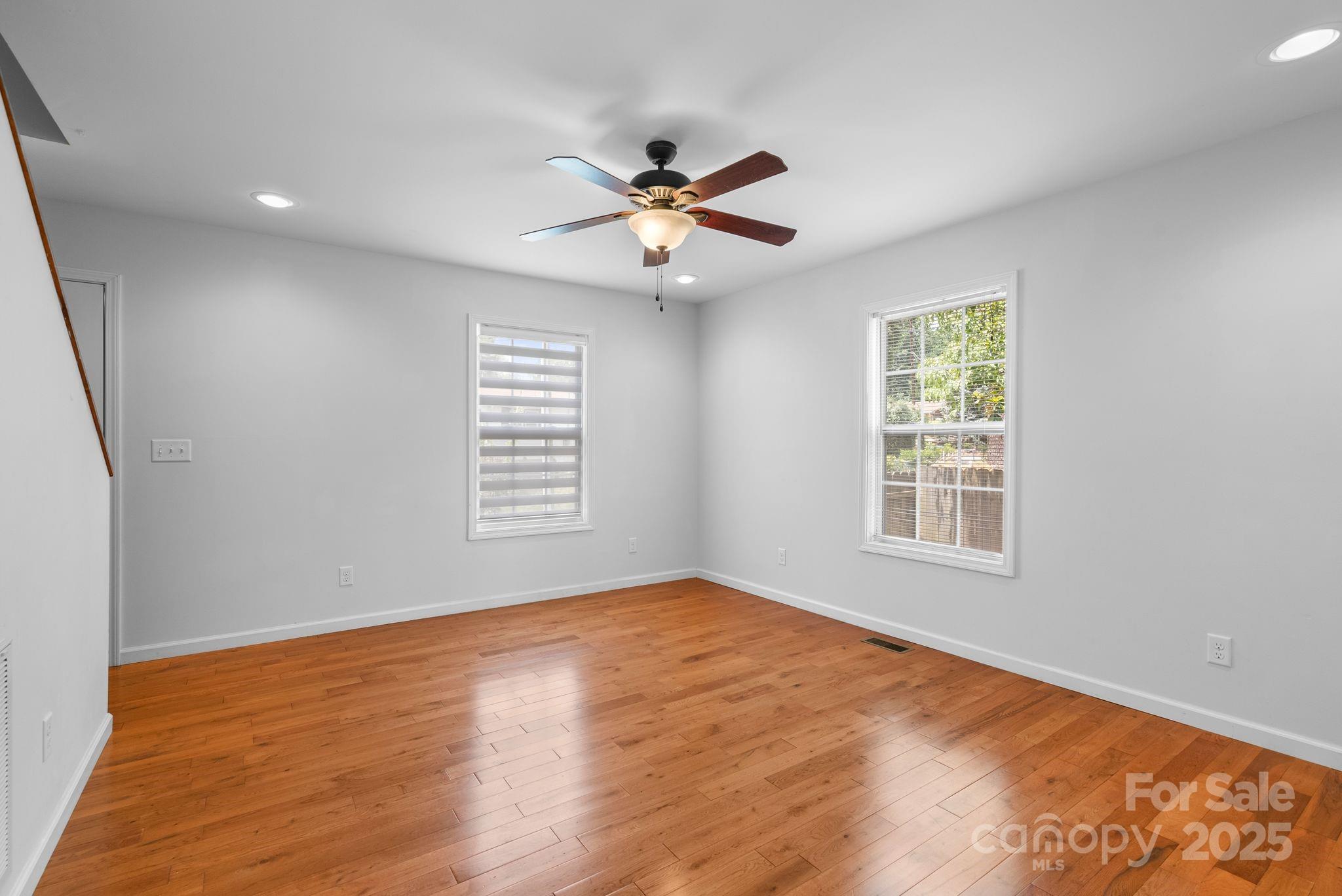 212 & 214 Portmanvilla Road Black Mountain NC 28711