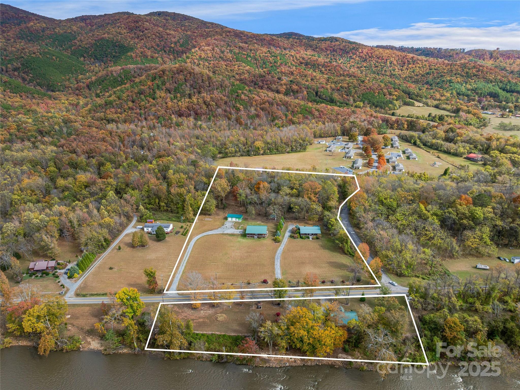 1640, 1641, 1642 River Road Hot Springs NC 28743