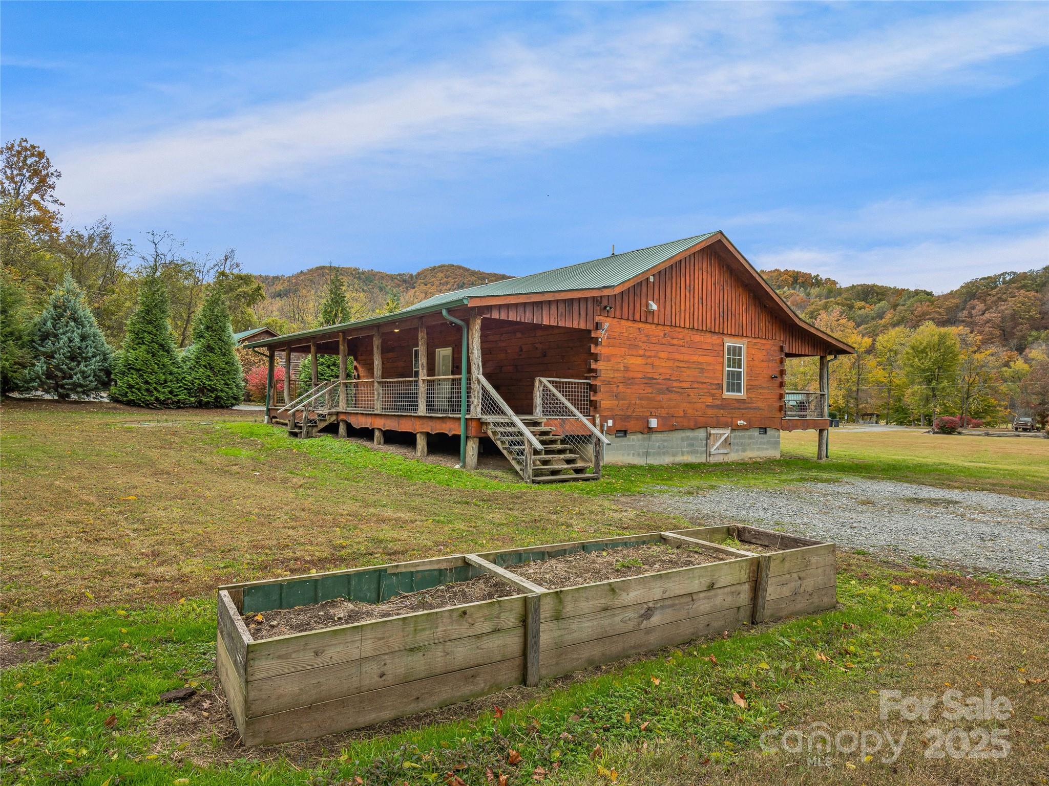 1640, 1641, 1642 River Road Hot Springs NC 28743