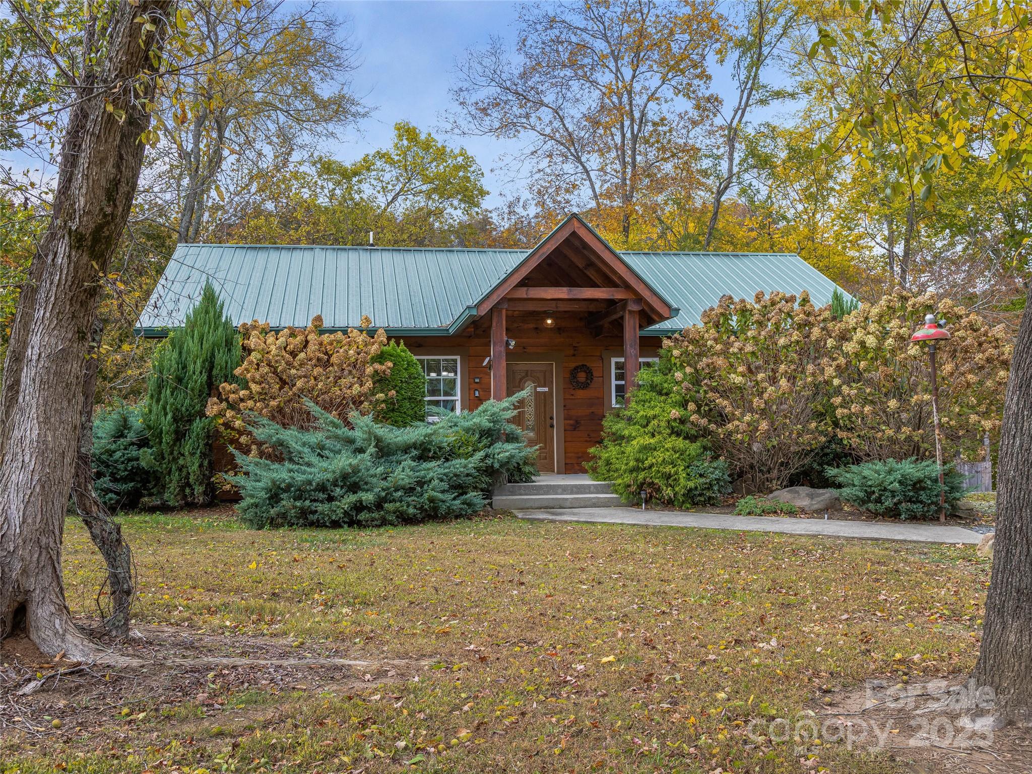 1640, 1641, 1642 River Road Hot Springs NC 28743