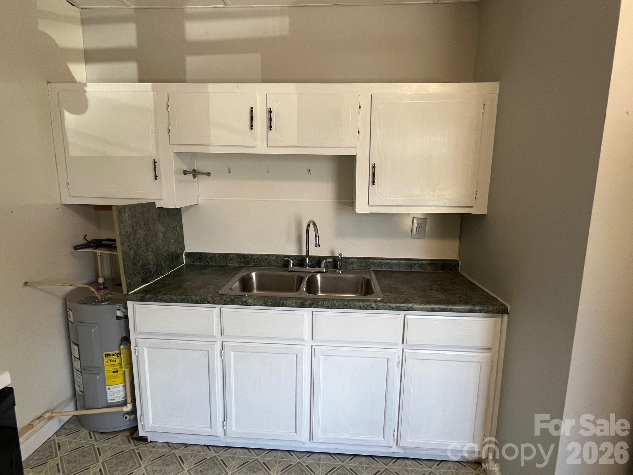 524 Baldwin Avenue Marion NC 28752