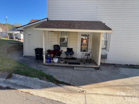 524 Baldwin Avenue Marion NC 28752