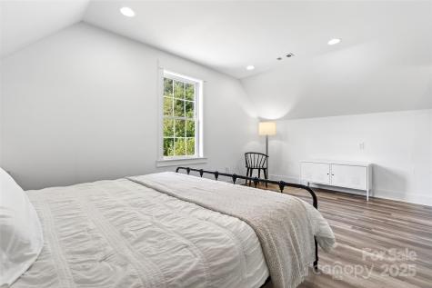 8026 Buck Creek Road Marion NC 28752