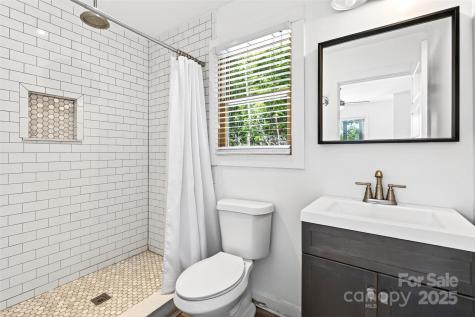 8026 Buck Creek Road Marion NC 28752