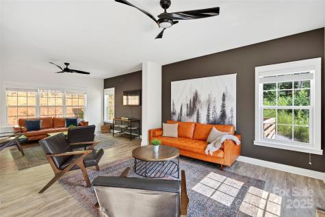 8026 Buck Creek Road Marion NC 28752