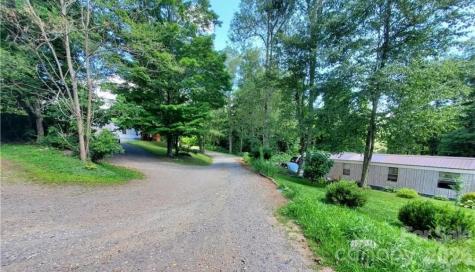 30 Little Rock Road Newland NC 28657