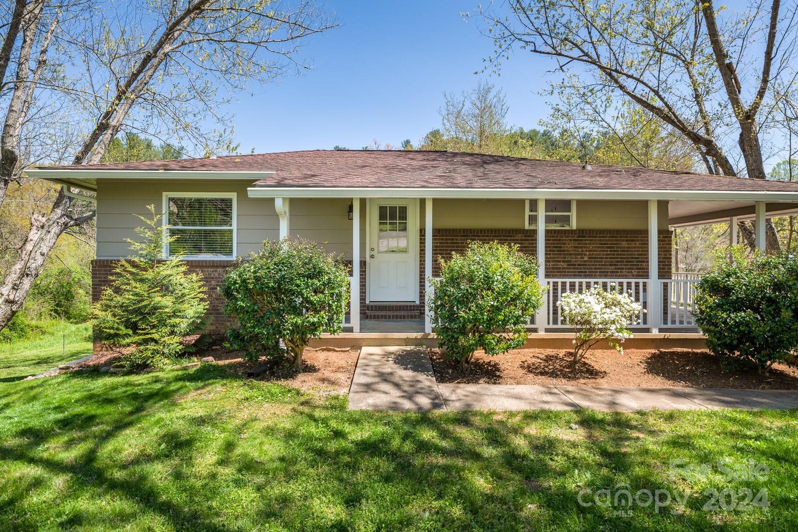 523 Johnston School Road Asheville NC 28806