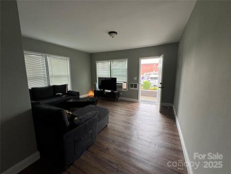 81 Academy Avenue NW Concord NC 28025