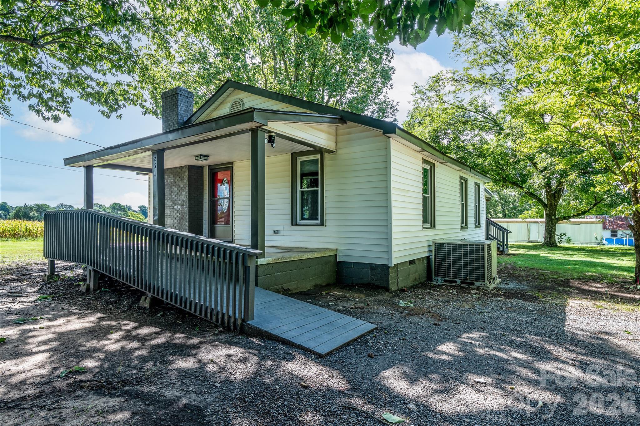 112 Robinette Lane Statesville NC 28677