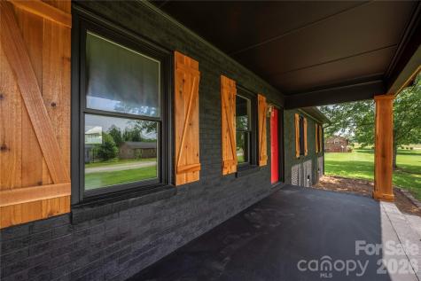 112 Robinette Lane Statesville NC 28677
