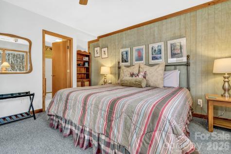 376 Ox Creek Road Weaverville NC 28787