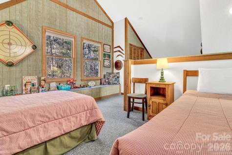 376 Ox Creek Road Weaverville NC 28787