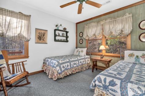 376 Ox Creek Road Weaverville NC 28787