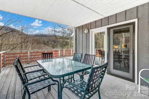 376 Ox Creek Road Weaverville NC 28787