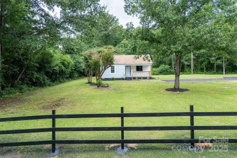 2091 & 2095 Catawba River Road Fort Lawn SC 29714