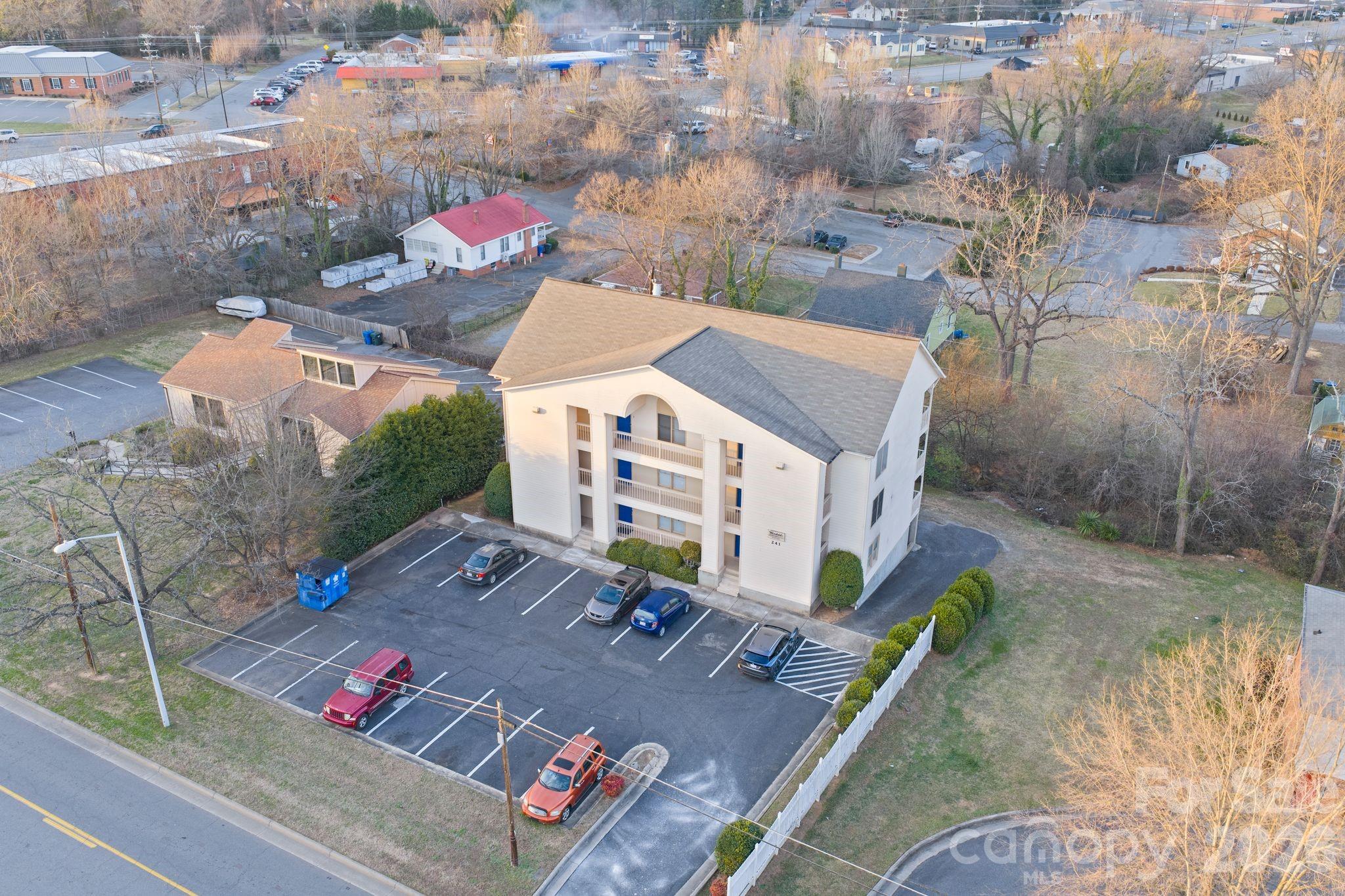 241 16th Avenue NE Hickory NC 28601
