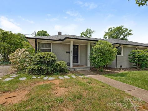 1301 S Kings Drive Charlotte NC 28207
