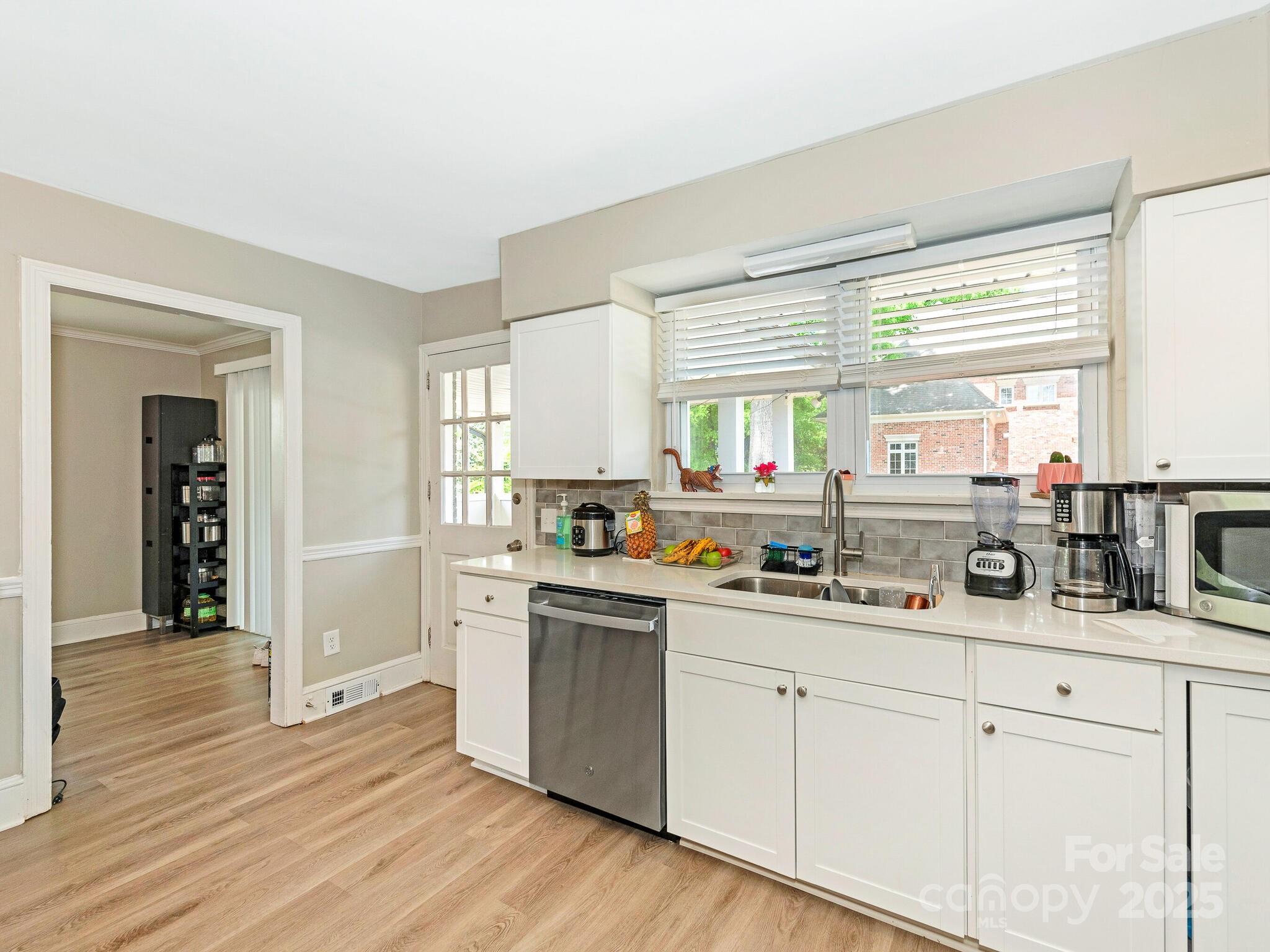1301 S Kings Drive Charlotte NC 28207