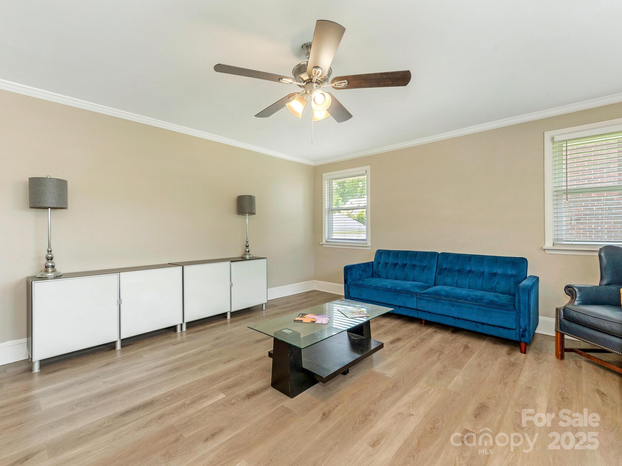 1301 S Kings Drive Charlotte NC 28207
