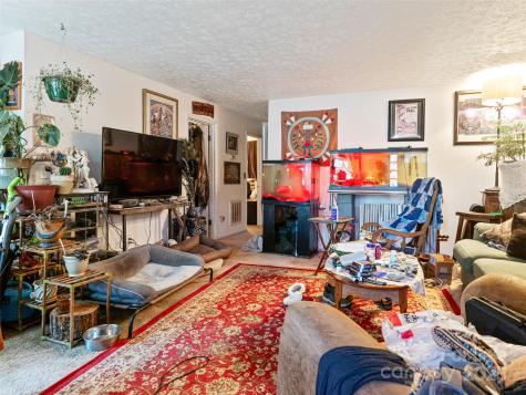 621 A,b,c & 623 Price Road Hendersonville NC 28739