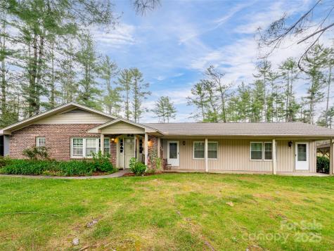 621 A,b,c & 623 Price Road Hendersonville NC 28739