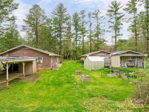 621 A,b,c & 623 Price Road Hendersonville NC 28739