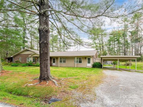 621 A,b,c & 623 Price Road Hendersonville NC 28739