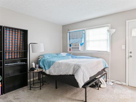 621 A,b,c & 623 Price Road Hendersonville NC 28739