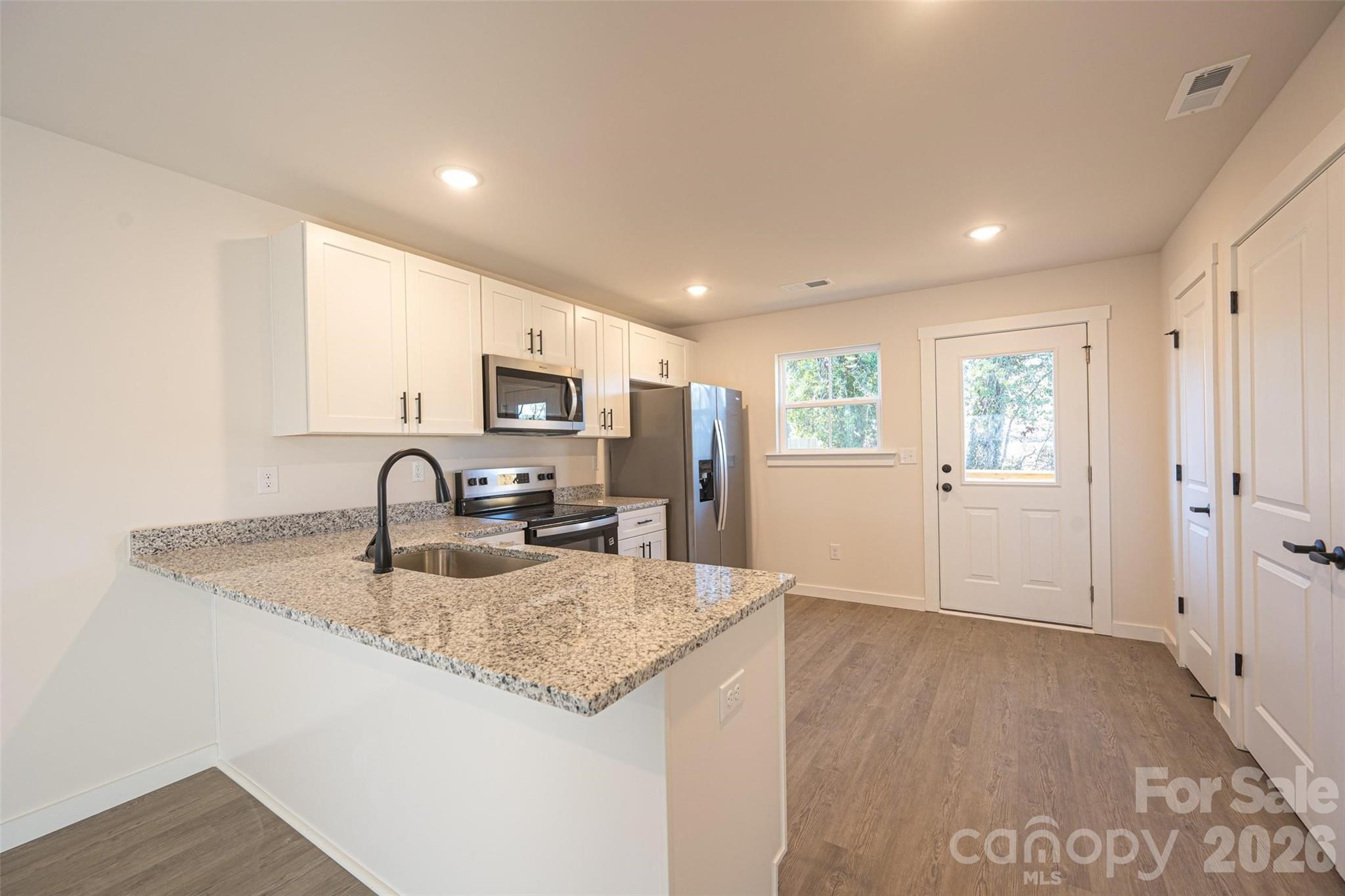1036 12th Street NE Hickory NC 28601