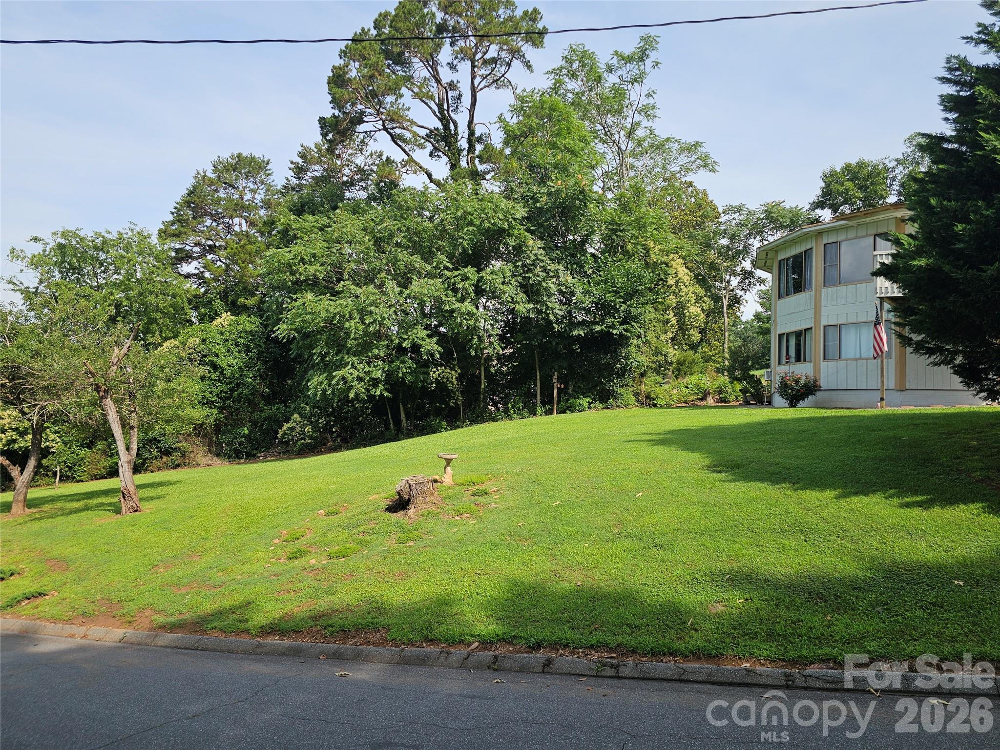 500 Steel Bridge Loop Hickory NC 28601