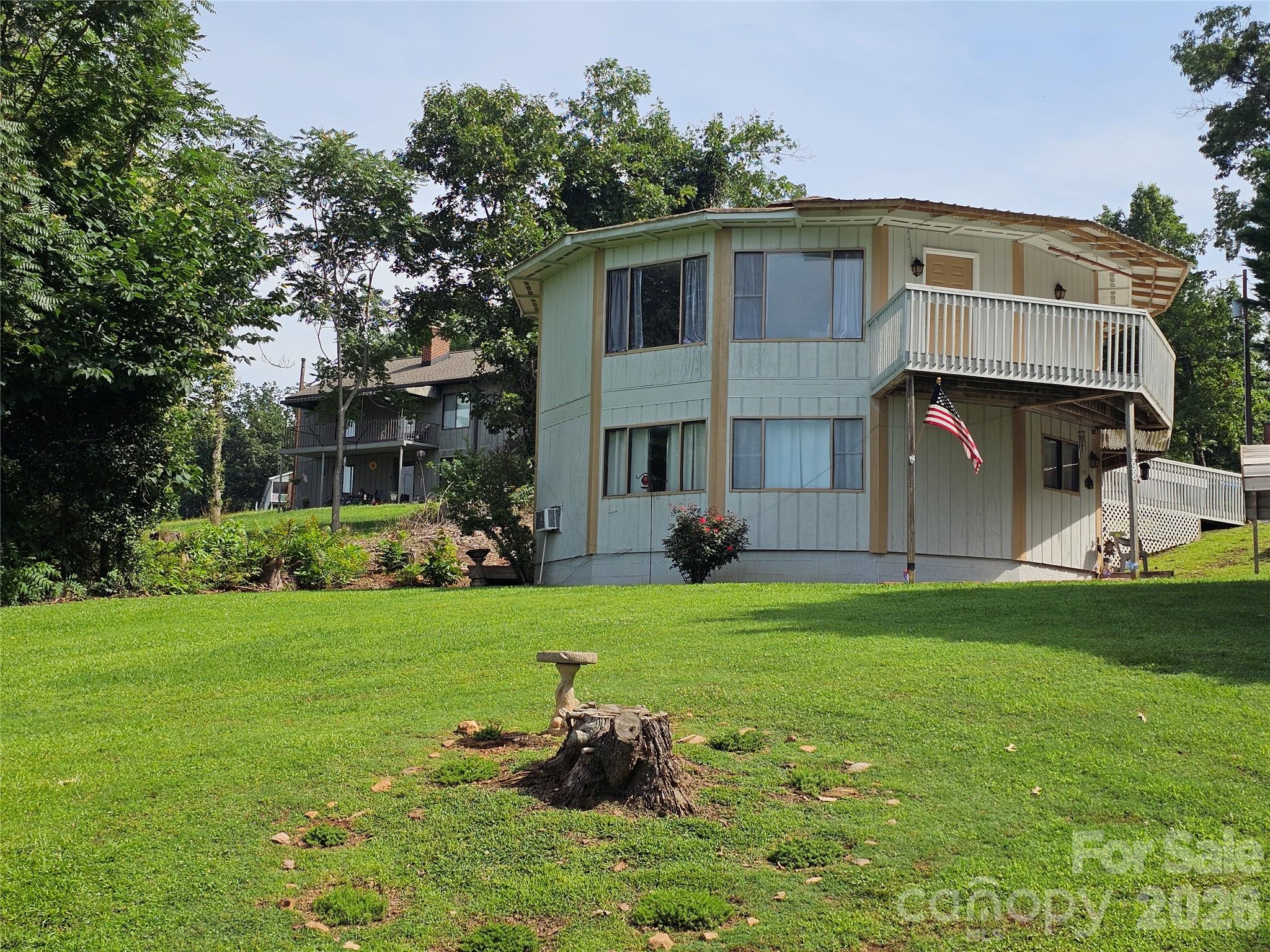 500 Steel Bridge Loop Hickory NC 28601