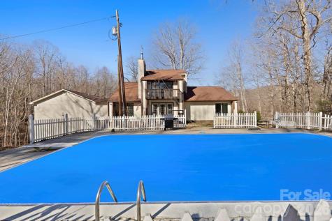 40 Country Bear Lane Flat Rock NC 28731