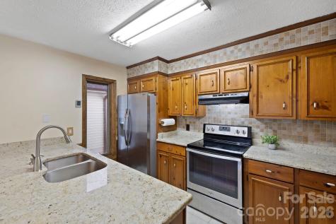 40 Country Bear Lane Flat Rock NC 28731