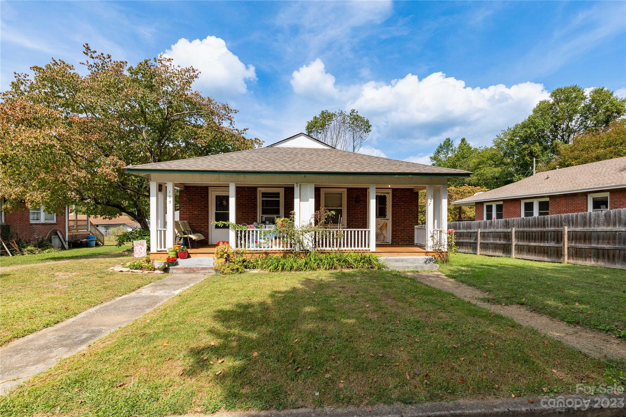 107 Campbell Street Swannanoa NC 28778