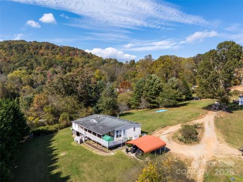 17 Hat Creek Drive Asheville NC 28806