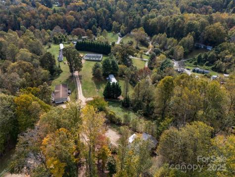 17 Hat Creek Drive Asheville NC 28806
