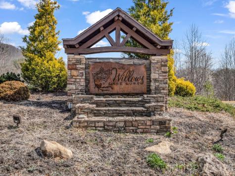 268 Wambli Pass Lake Lure NC 28746