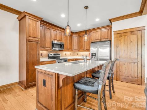 268 Wambli Pass Lake Lure NC 28746