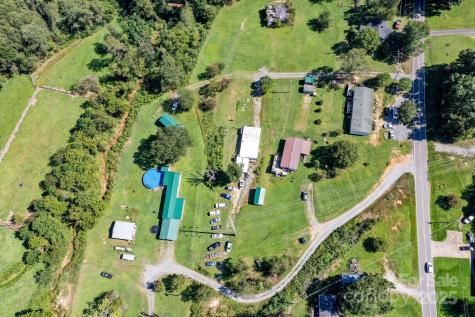 827 Old Henrietta Road Forest City NC 28043