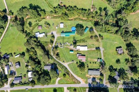 827 Old Henrietta Road Forest City NC 28043