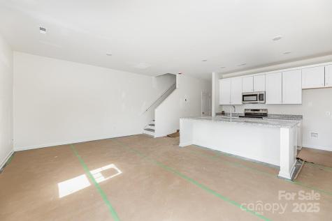 126 E Bell Street Statesville NC 28677