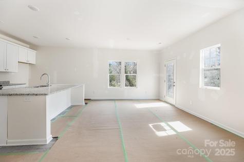 126 E Bell Street Statesville NC 28677