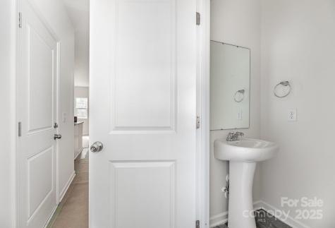 126 E Bell Street Statesville NC 28677