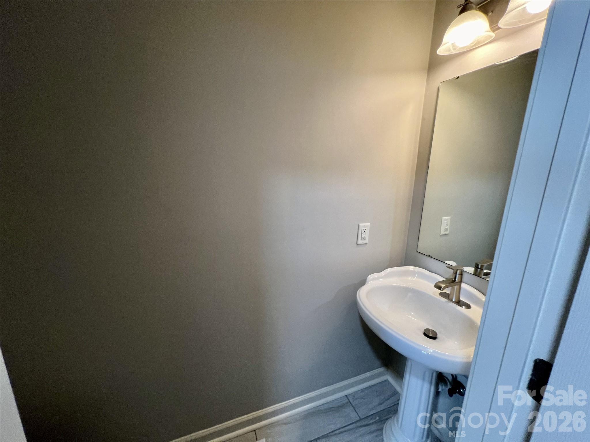 5111 Clearwater Road Charlotte NC 28217
