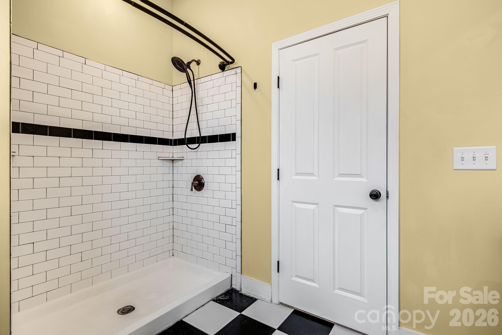 309 London Road Asheville NC 28803