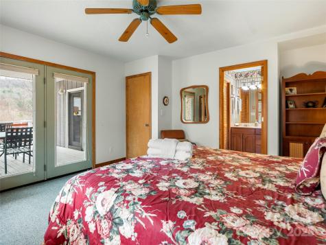 376 Ox Creek Road Weaverville NC 28787