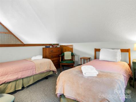 376 Ox Creek Road Weaverville NC 28787