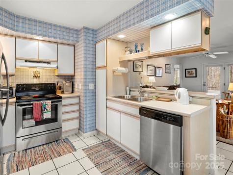 376 Ox Creek Road Weaverville NC 28787